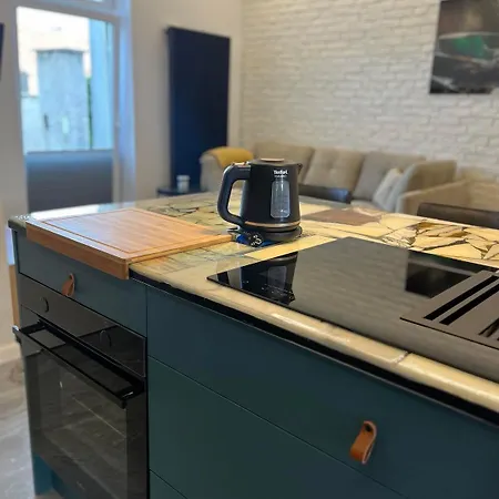 Przy Plazy 2, Marynarki Polskiej 57 Daire *