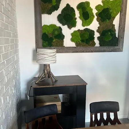 Przy Plazy 2, Marynarki Polskiej 57 Ustka