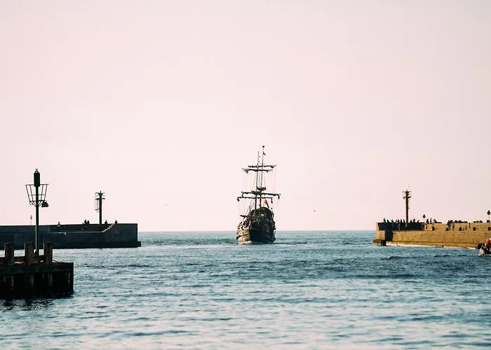 Przy Plazy 2, Marynarki Polskiej 57 Appartamento *