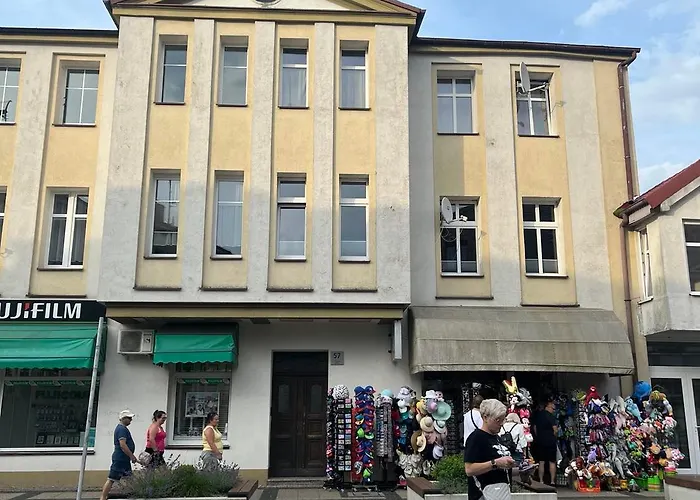 Przy Plazy 2, Marynarki Polskiej 57