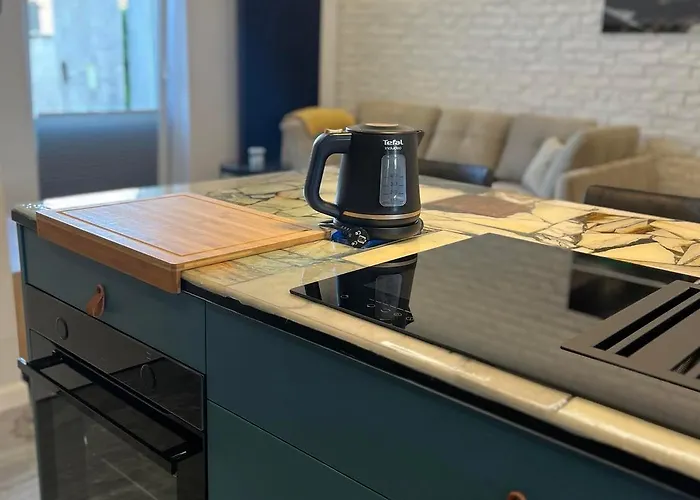 Przy Plazy 2, Marynarki Polskiej 57 Appartamento *