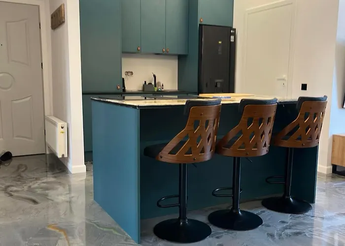 Przy Plazy 2, Marynarki Polskiej 57 Appartamento