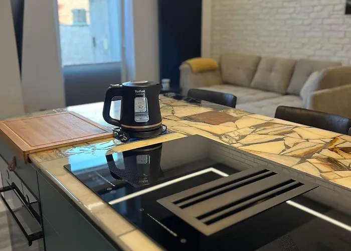 Przy Plazy 2, Marynarki Polskiej 57 * Ustka